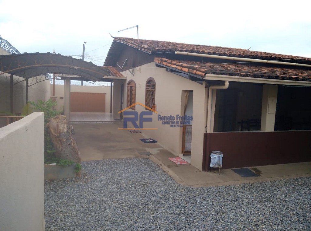 CASA A VENDA NO BAIRRO MORRO DO CLARO 